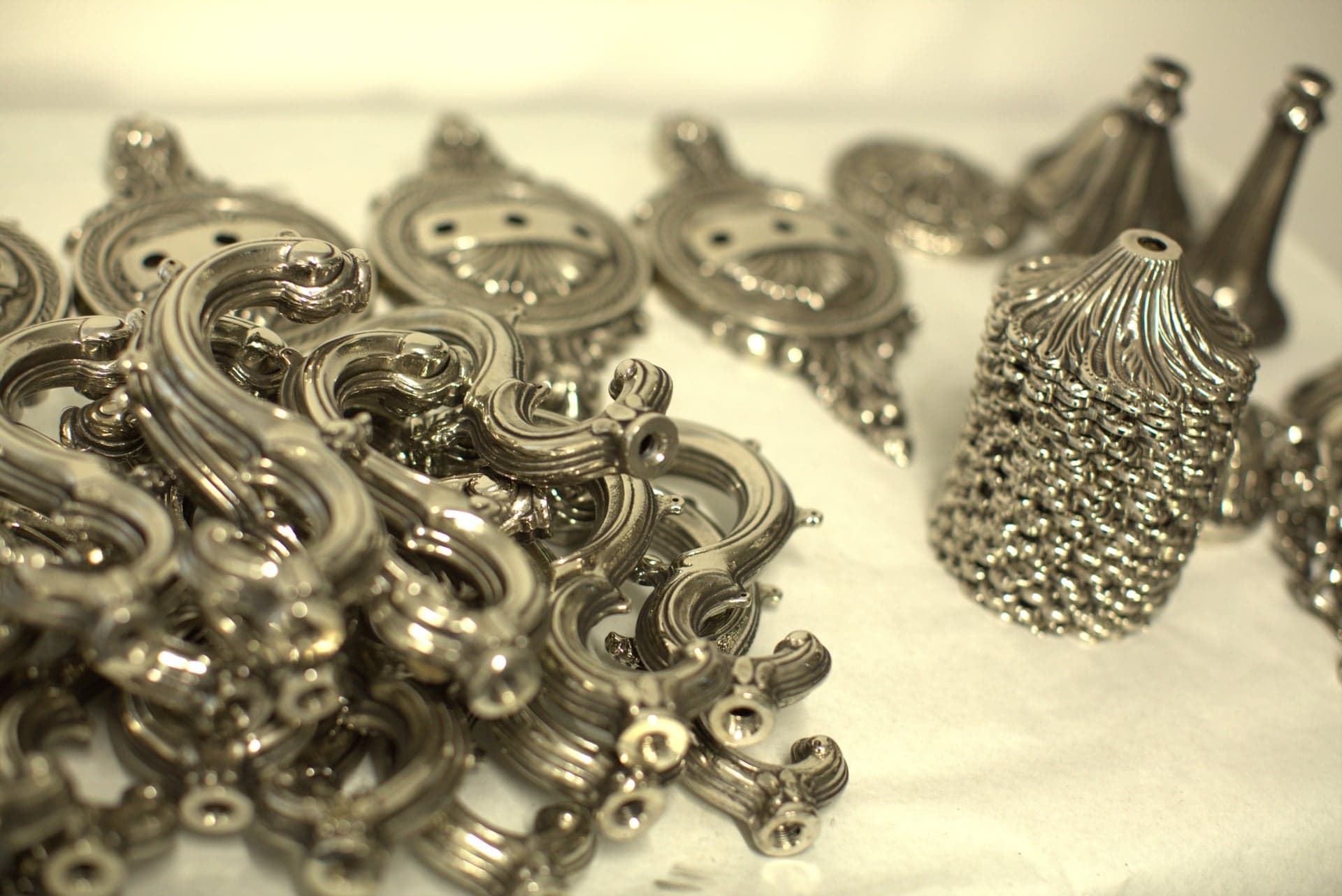 Galvanizování - 3 Niklování kovu.jpg