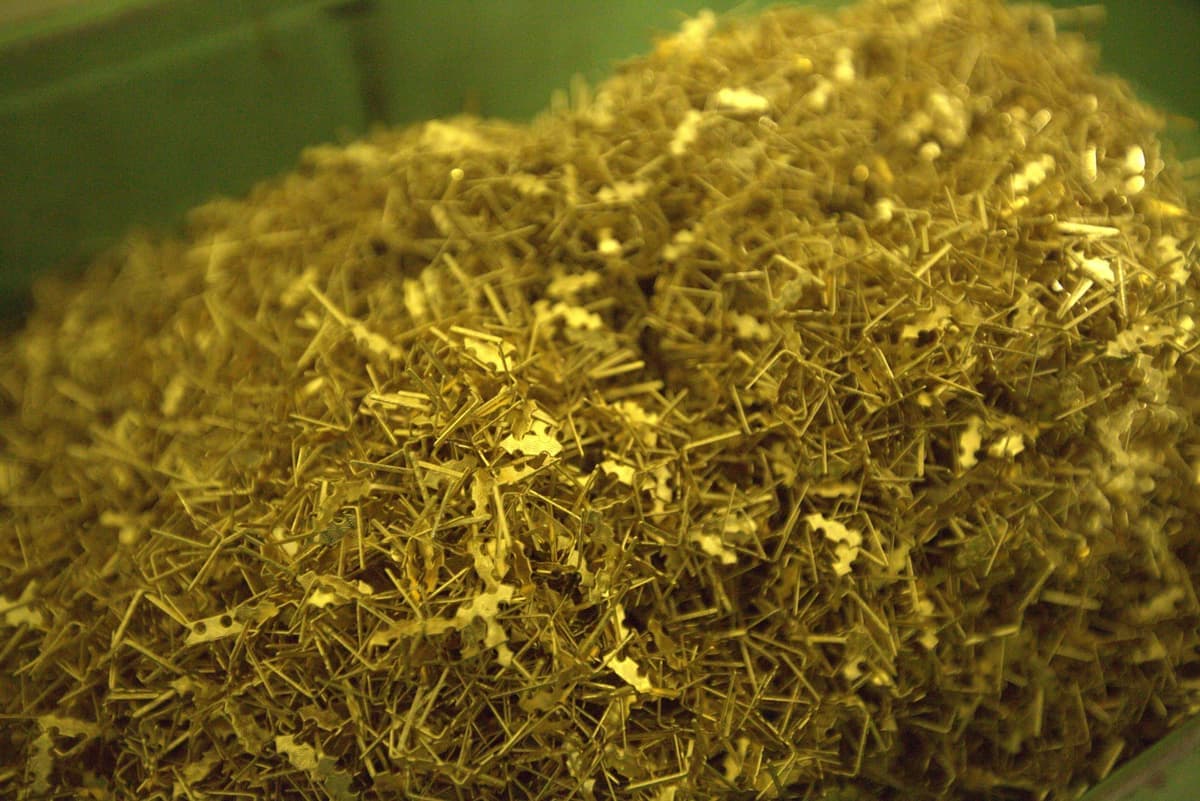 Spojovací materiály - 5 Spojovací materiál kramle motýl.jpg